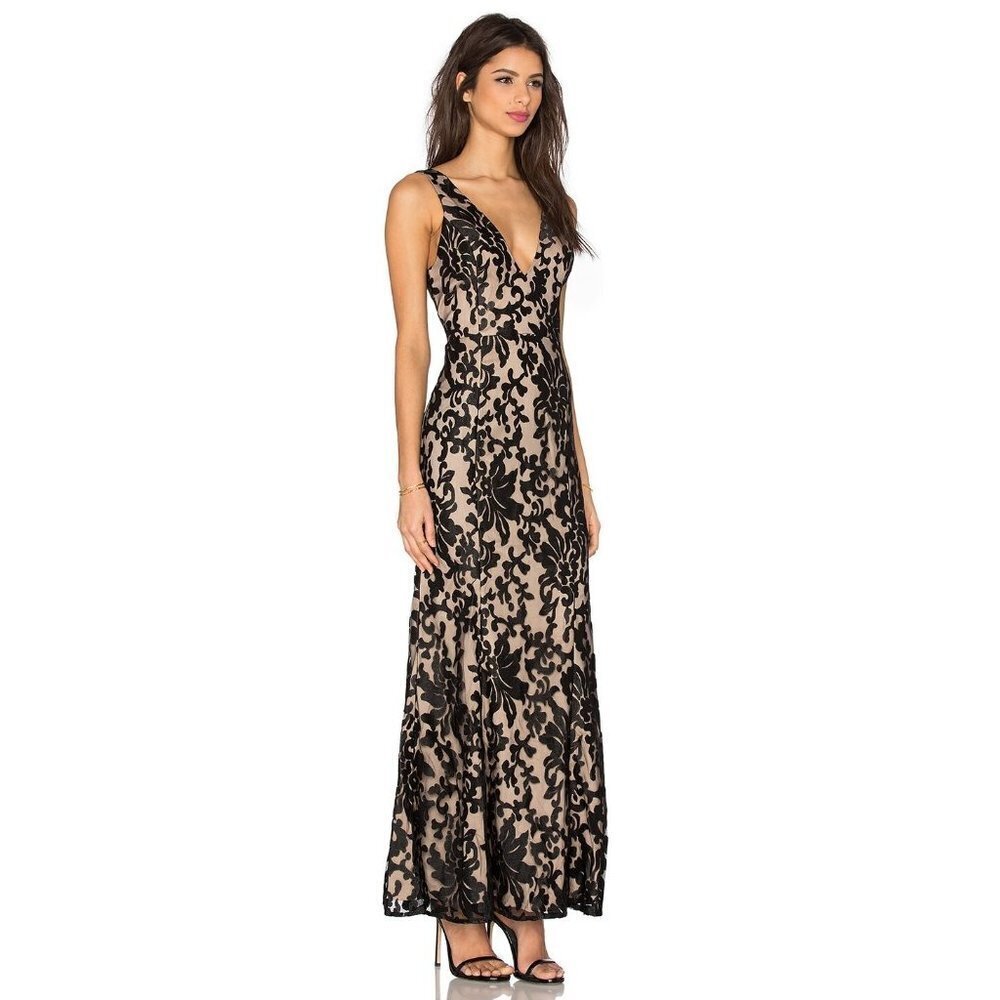 NWT Lovers + Friends Black Lace Beige Formal Gown $348 - Picture 3 of 15